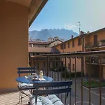 Casa Ardo Wifi & Free Parking In Center Lägenhet Lecco