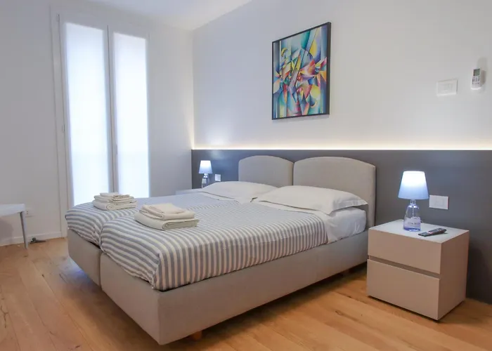 Casa Ardo Wifi & Free Parking In Center Лекко