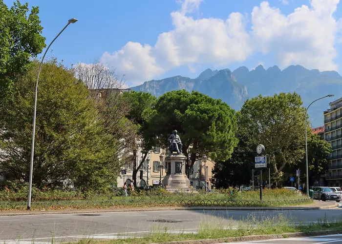 Casa Ardo Wifi & Free Parking In Center * Лекко