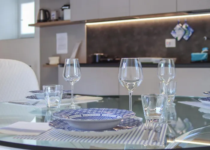 Casa Ardo Wifi & Free Parking In Center * Лекко