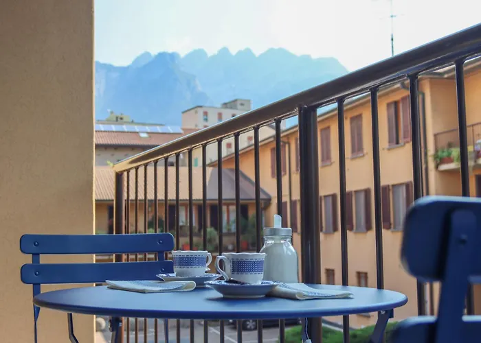 Апартаменты Casa Ardo Wifi & Free Parking In Center Лекко